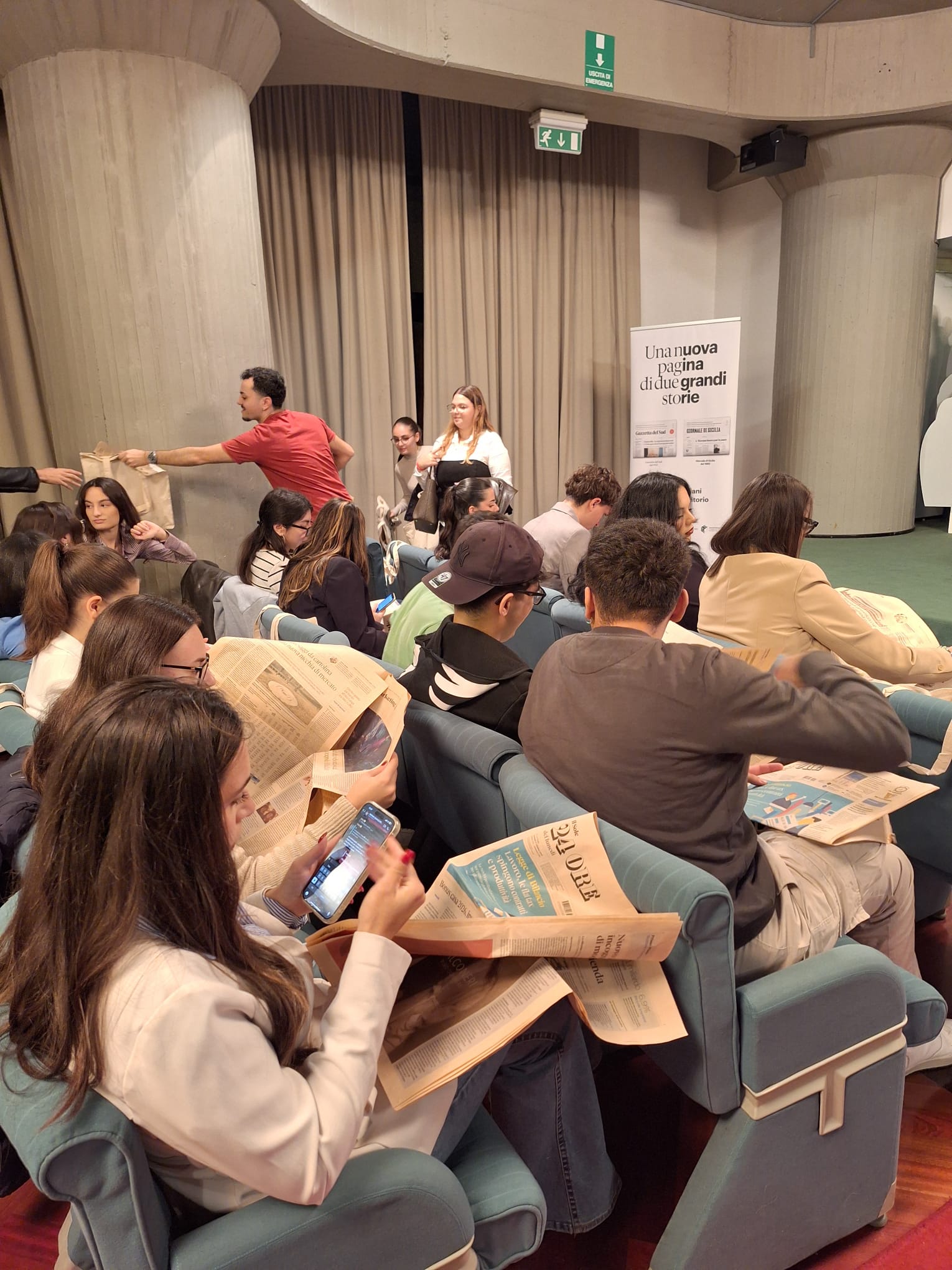 silent reading Messina 2